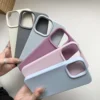 Coque en silicone liquide toucher doux compatible iPhone 15 Pro Max